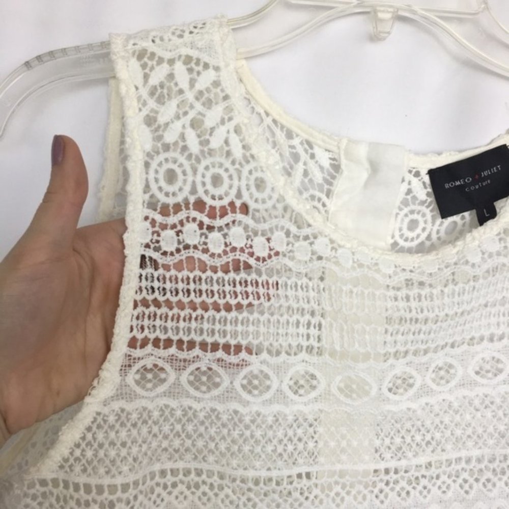 Romeo & Juliet Couture cream open crochet top L